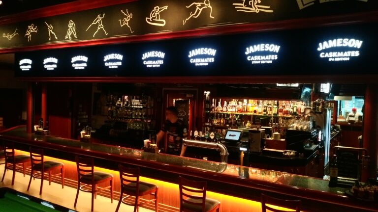 kaseton reklamowy LED sklep