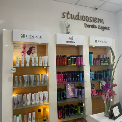 Advocem.com.pl - znakowanie obiektu Warszawa branding punktu sprzedaży